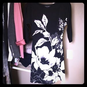 NEW White House black market dress